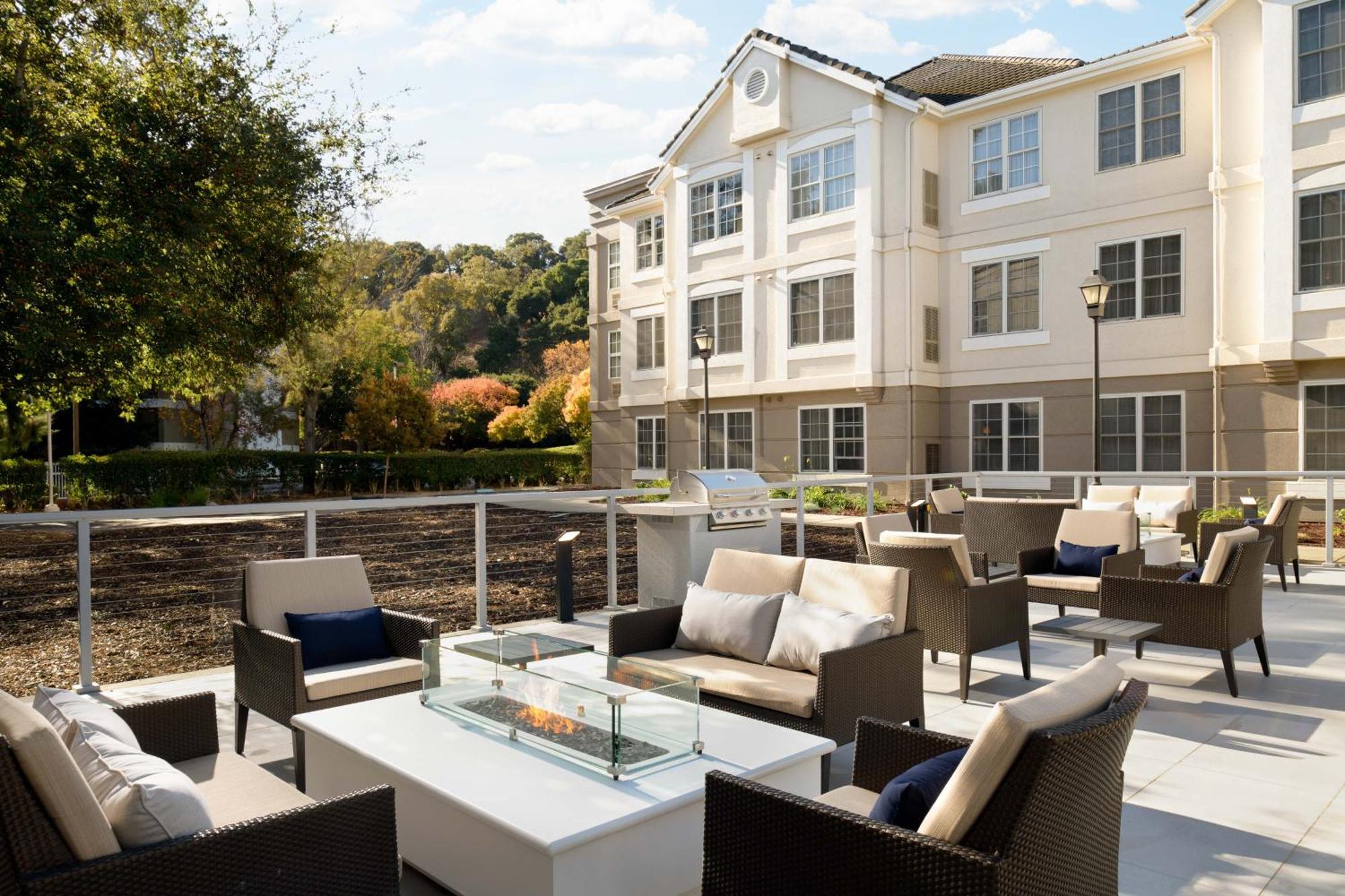 Residence Inn Pleasanton Ngoại thất bức ảnh