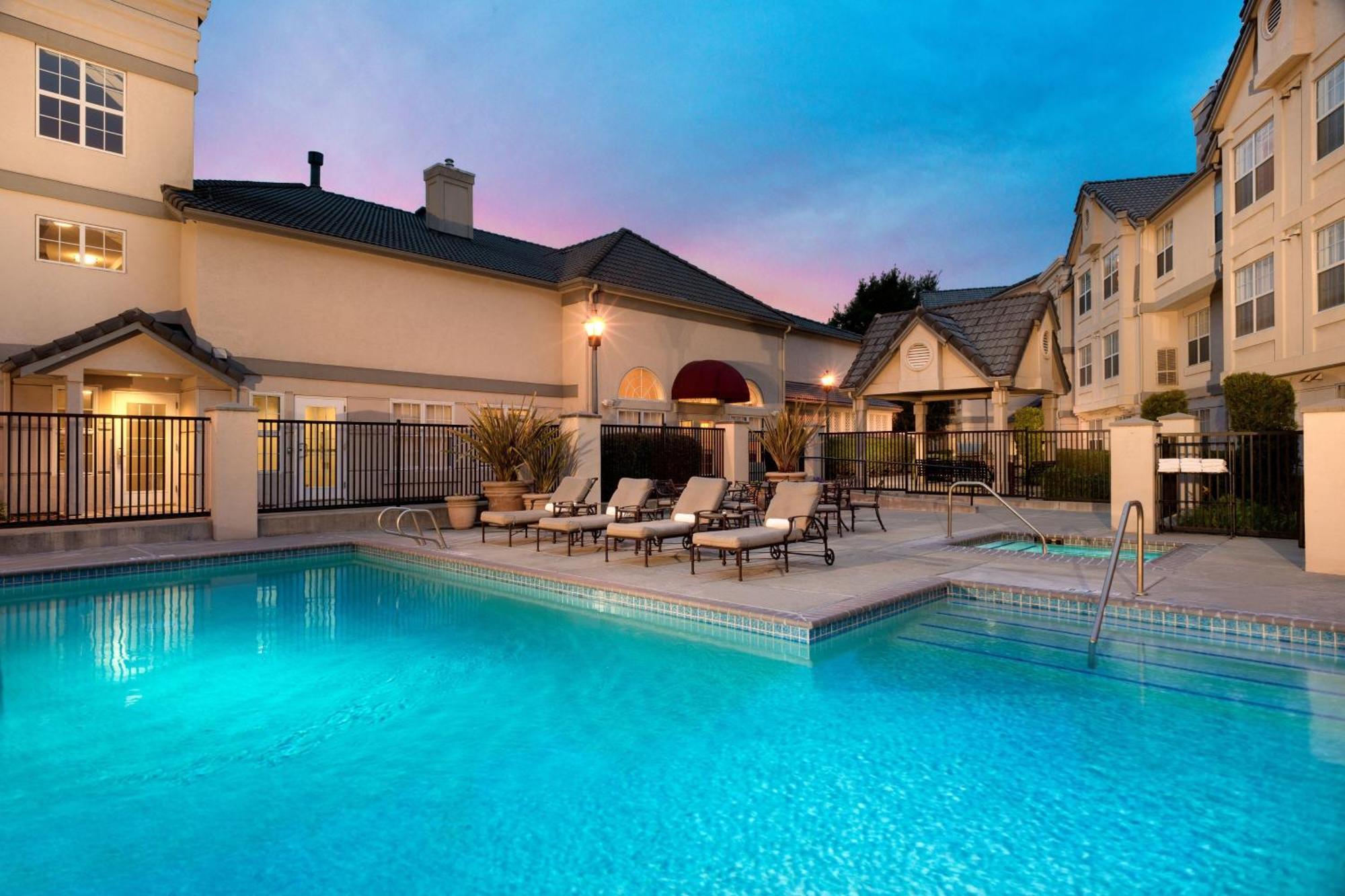 Residence Inn Pleasanton Ngoại thất bức ảnh